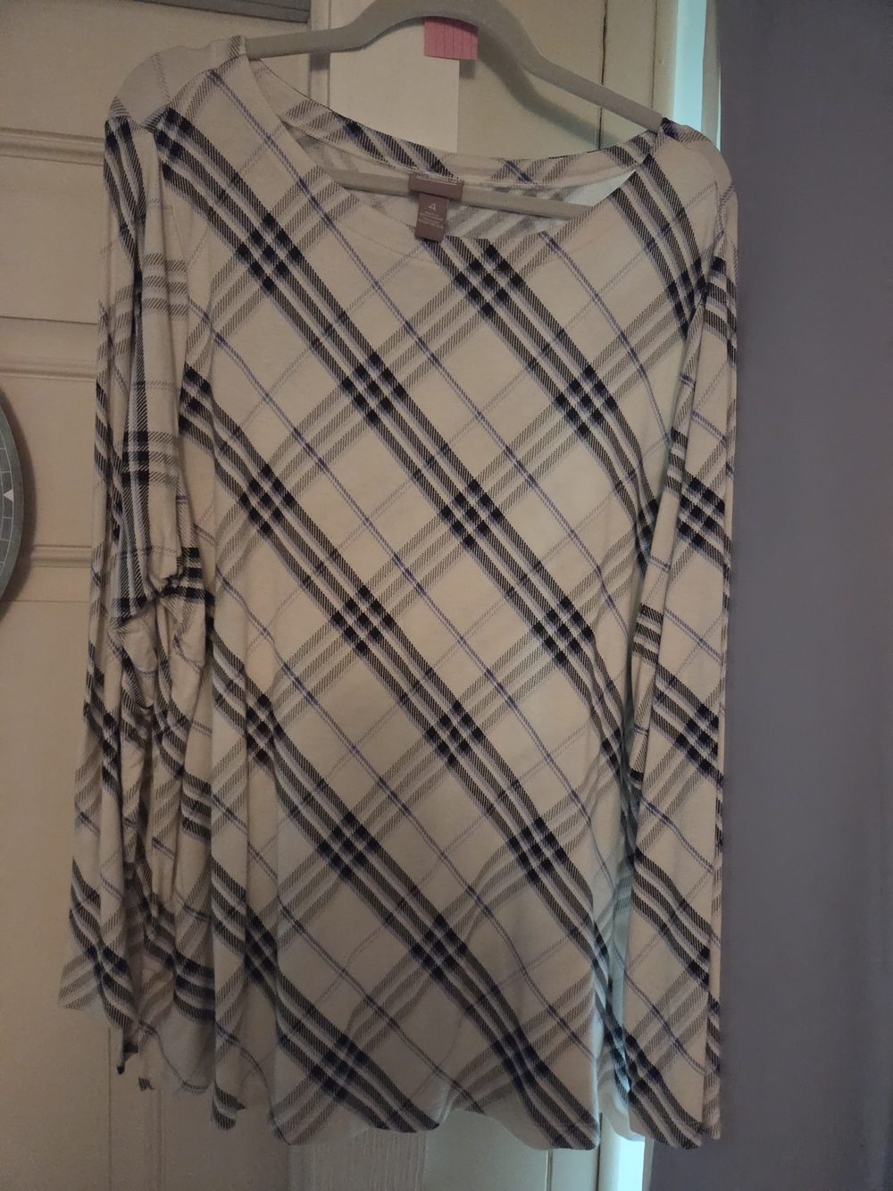 Chico's Cream Plaid Long-Sleeve Tee Size 4 - Picture 3 of 4